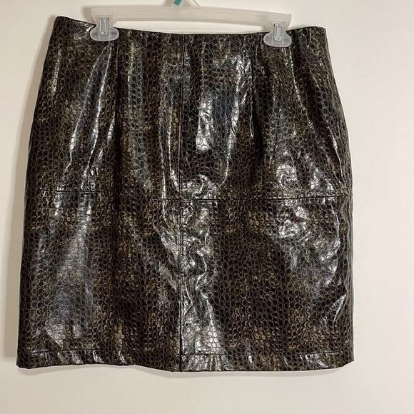 NWT Edgy Reptile Skirt Chicos Design Croc Retro Brown 12 90s Y2K Mini Faux - Picture 7 of 13